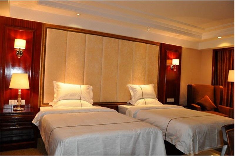 Borman Hotel Guangzhou Panyu Qiaonan Aoyuan Plaza Esterno foto