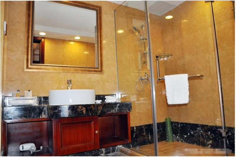Borman Hotel Guangzhou Panyu Qiaonan Aoyuan Plaza Esterno foto